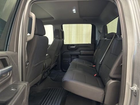 Used 2025 Chevrolet Silverado 2500 Custom w/ Custom Value Package image 17