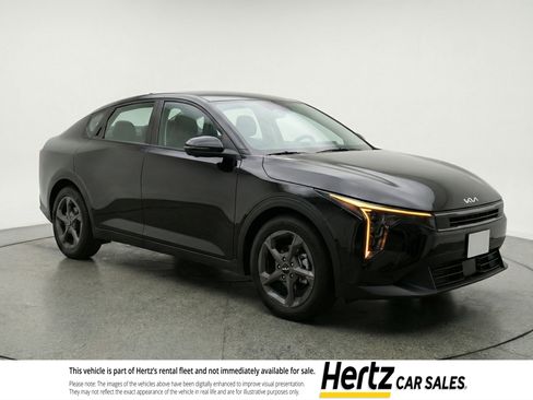 Used 2025 Kia K4 FWD image 1