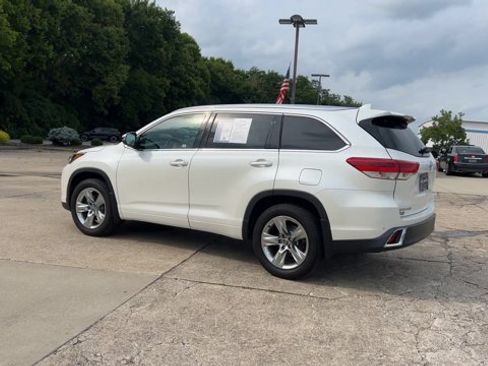 Used 2018 Toyota Highlander Limited AWD/4WD image 6