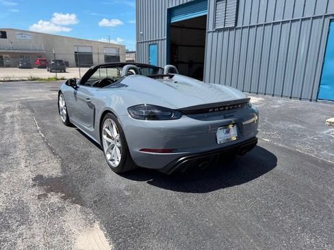 Used 2023 Porsche 718 Boxster Spyder RWD image 87