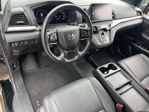 Used 2025 Honda Odyssey Sport-L image 19