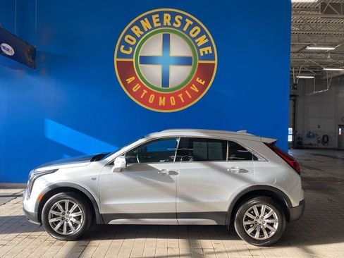 Used 2022 Cadillac XT4 Premium Luxury image 19