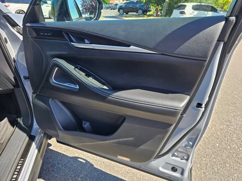 Used 2025 INFINITI QX60 Sensory AWD/4WD image 11