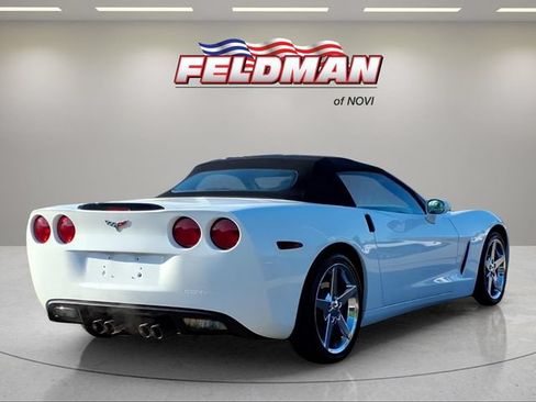 Used 2012 Chevrolet Corvette Convertible RWD image 6