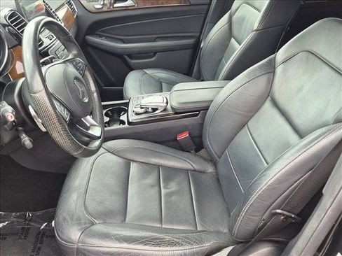 Used 2018 Mercedes-Benz GLS 450 4MATIC image 16