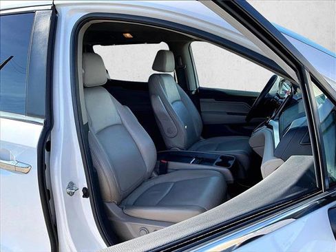 Used 2024 Honda Odyssey EX-L image 9