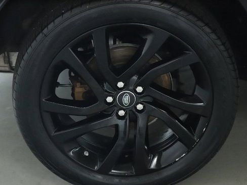 Used 2019 Land Rover Discovery Sport HSE Luxury AWD/4WD image 12