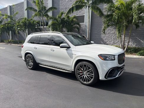 Used 2025 Mercedes-Benz GLS 63 AMG 4MATIC image 1