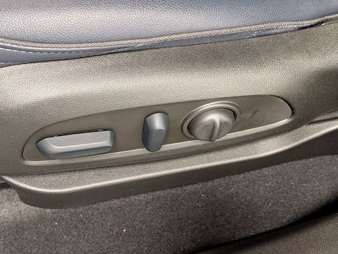 Used 2023 Chevrolet Bolt EUV Premier w/ Sun & Sound Package FWD image 12