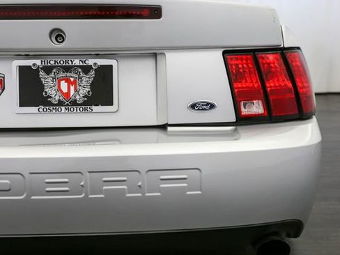 Used 2004 Ford Mustang Cobra RWD image 34