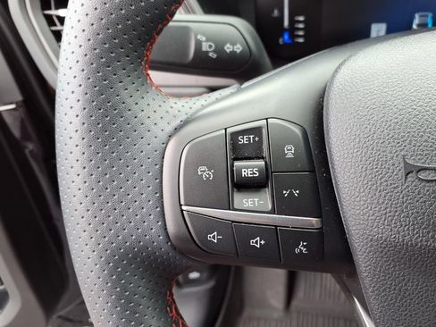 Used 2024 Ford Escape ST-Line w/ Tech Pack #1 AWD/4WD image 14