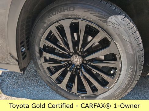 Certified 2024 Toyota Highlander XSE AWD/4WD image 28