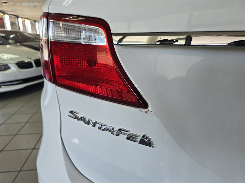 Used 2014 Hyundai Santa Fe GLS AWD/4WD image 34