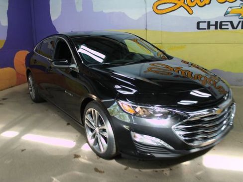 Used 2022 Chevrolet Malibu LT FWD image 4