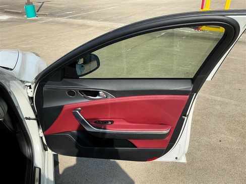 Used 2019 Kia Stinger GT AWD/4WD image 32