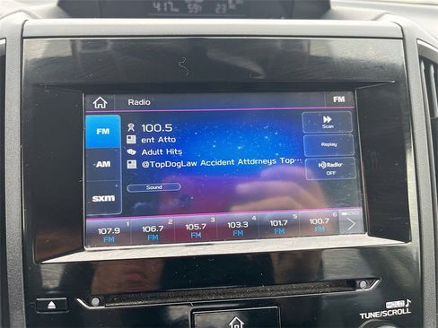 Used 2022 Subaru Crosstrek 2.0i Premium image 14