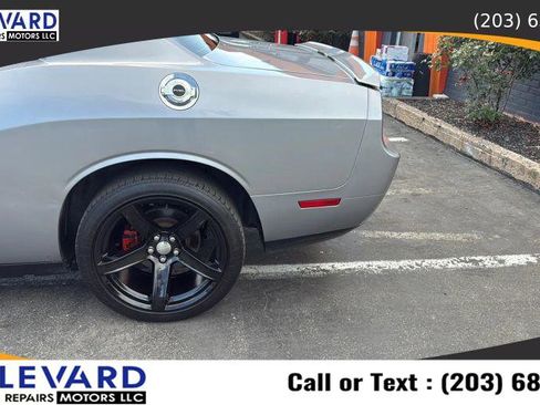 Used 2011 Dodge Challenger R/T w/ Electronics Convenience Group image 10