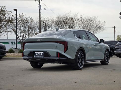 New 2025 Kia K4 GT-Line image 4