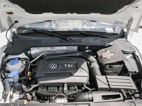 Used 2017 Volkswagen Beetle 1.8T Dune FWD image 33