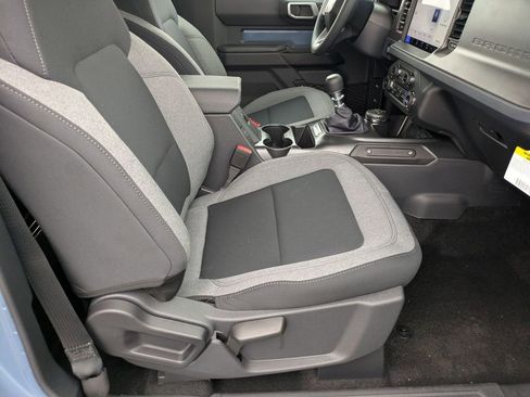 New 2025 Ford Bronco Base image 43