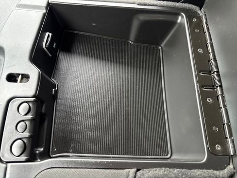 Used 2022 RAM 5500 Tradesman w/ Electrical Accessory Group AWD/4WD image 21