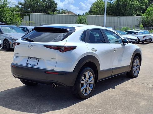 Used 2021 MAZDA CX-30 FWD 2.5 S w/ Select Package image 4