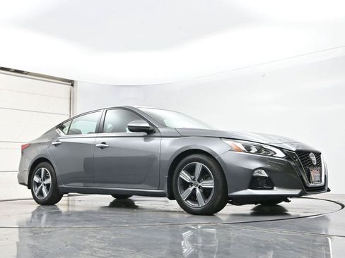 Used 2019 Nissan Altima 2.5 SV FWD image 28