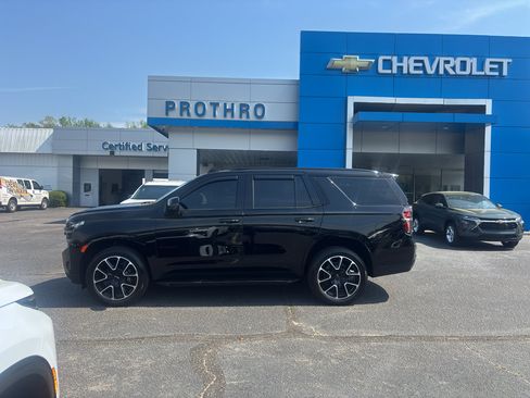 Used 2024 Chevrolet Tahoe RST w/ Luxury Package image 1