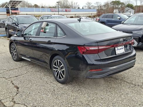 New 2026 Volkswagen Jetta SE image 7