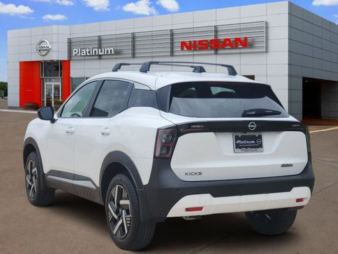 New 2026 Nissan Kicks SV FWD image 5