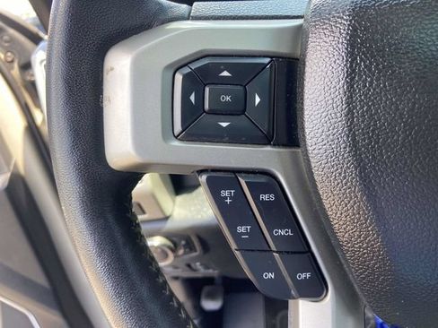 Used 2017 Ford F350 Lariat w/ Lariat Ultimate Package AWD/4WD image 28