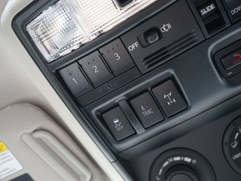 Used 2020 Toyota 4Runner TRD Off-Road image 27