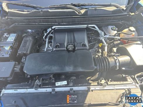 Used 2024 GMC Canyon AT4 image 29