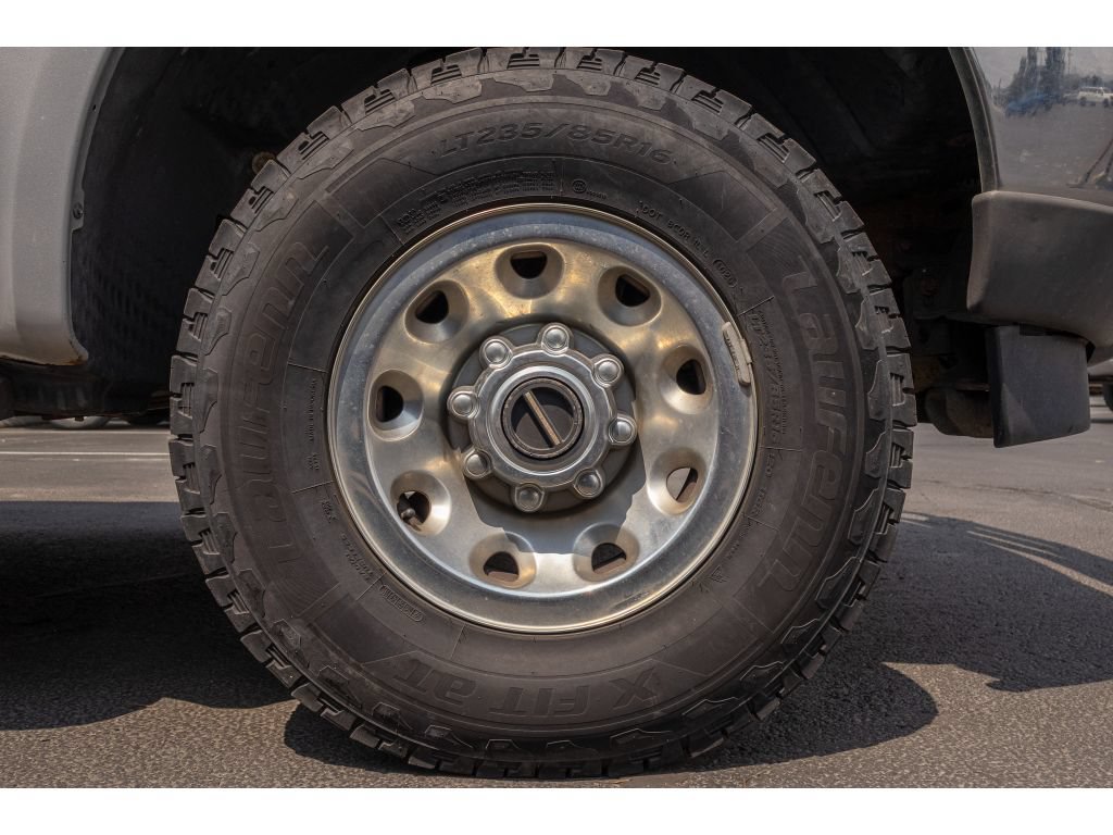 Used 2004 Ford F250 4x4 Crew Cab Super Duty image 6