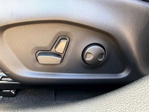 New 2026 Jeep Compass Limited image 16