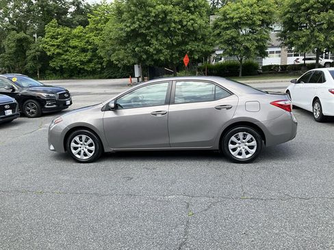 Used 2016 Toyota Corolla LE FWD image 8