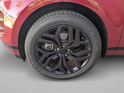 Certified 2022 Land Rover Range Rover Evoque R-Dynamic SE image 13
