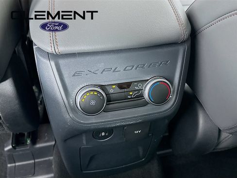 New 2026 Ford Explorer Active w/ Active Comfort Package AWD/4WD image 30