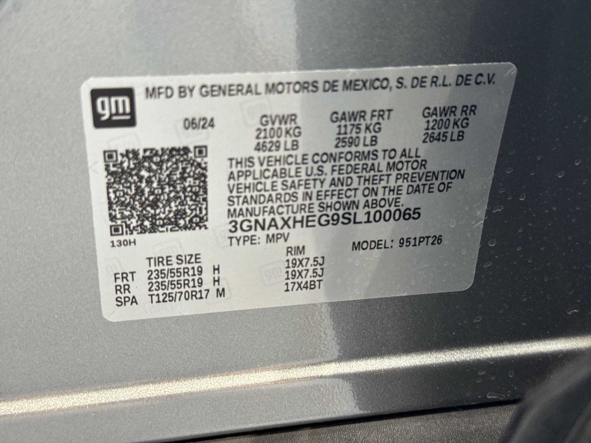 Used 2025 Chevrolet Equinox LT w/ Convenience Package II FWD image 38