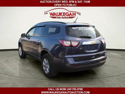 Used 2014 Chevrolet Traverse LS FWD image 5