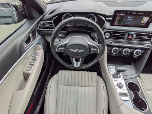 Used 2023 Genesis G70 3.3T RWD image 15