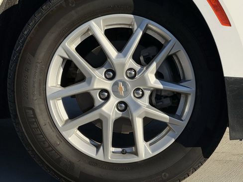 Certified 2023 Chevrolet Equinox LT w/ LPO, Floor Liner Package image 9