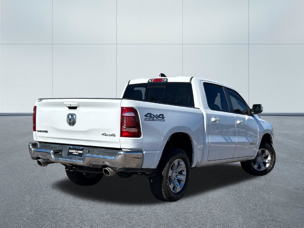 Used 2023 RAM 1500 Laramie AWD/4WD image 2