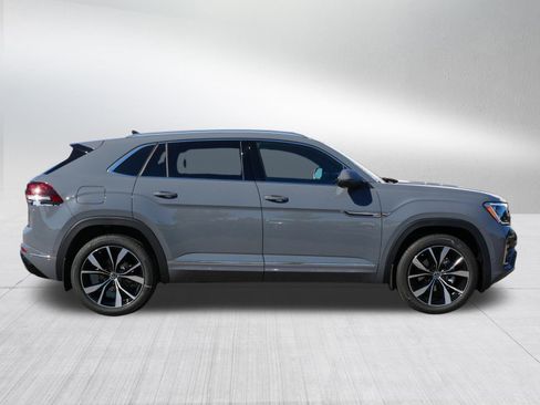 New 2026 Volkswagen Atlas Cross Sport SEL Premium R-Line AWD/4WD image 2