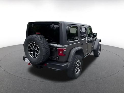 Used 2025 Jeep Wrangler Unlimited Rubicon AWD/4WD image 10
