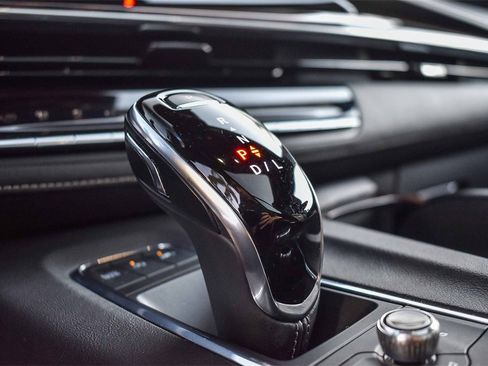 Used 2021 Cadillac Escalade Premium Luxury w/ Driver Assist Tech Package image 21