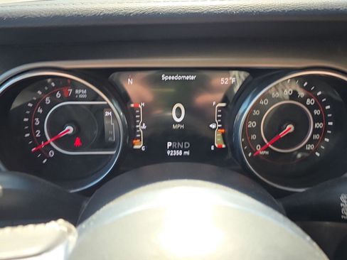 Used 2018 Jeep Wrangler Unlimited Rubicon w/ Dual Top Group image 9