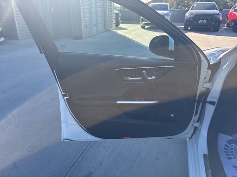 Used 2024 Mercedes-Benz C 300 4MATIC Sedan image 10