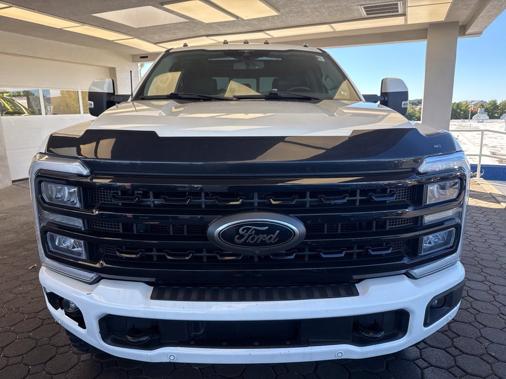 Used 2023 Ford F350 Lariat w/ Lariat Ultimate Package AWD/4WD image 2