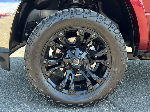 Used 2022 RAM 3500 Laramie image 10